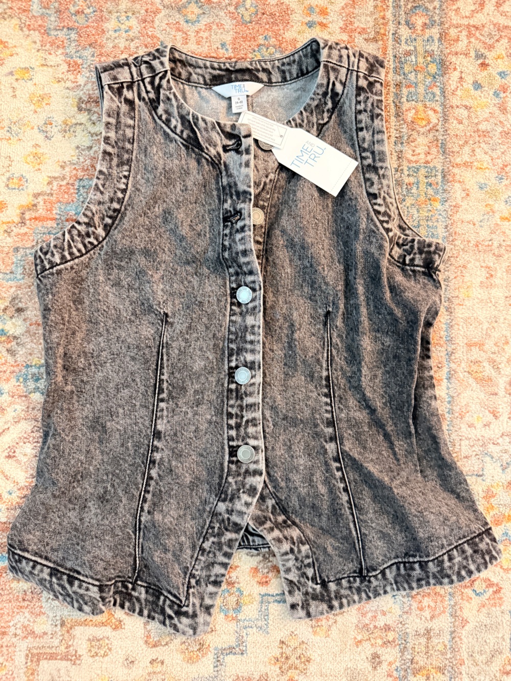Time and Tru Black Acid-Wash Women’s Jeans Jacket